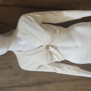 Womens xhilaration, cream, Size M sweater